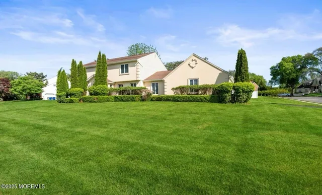 $4,000 | 16 Bridle Drive, West Long Branch, NJ 07764