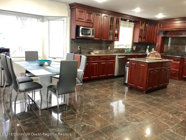 $4,000 | 16 Bridle Drive, West Long Branch, NJ 07764