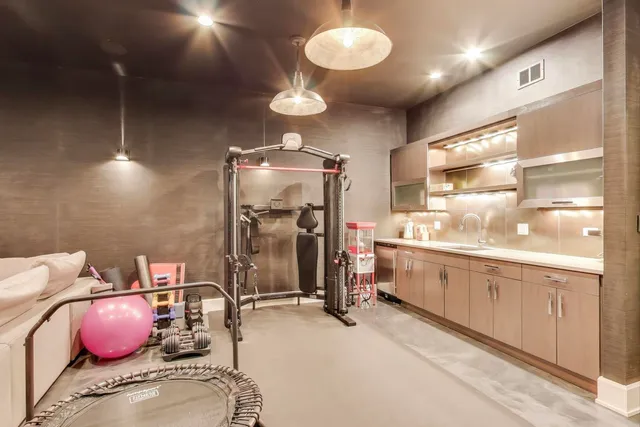 $1,749,500 | 1856 West Huron Street, Chicago, IL 60622