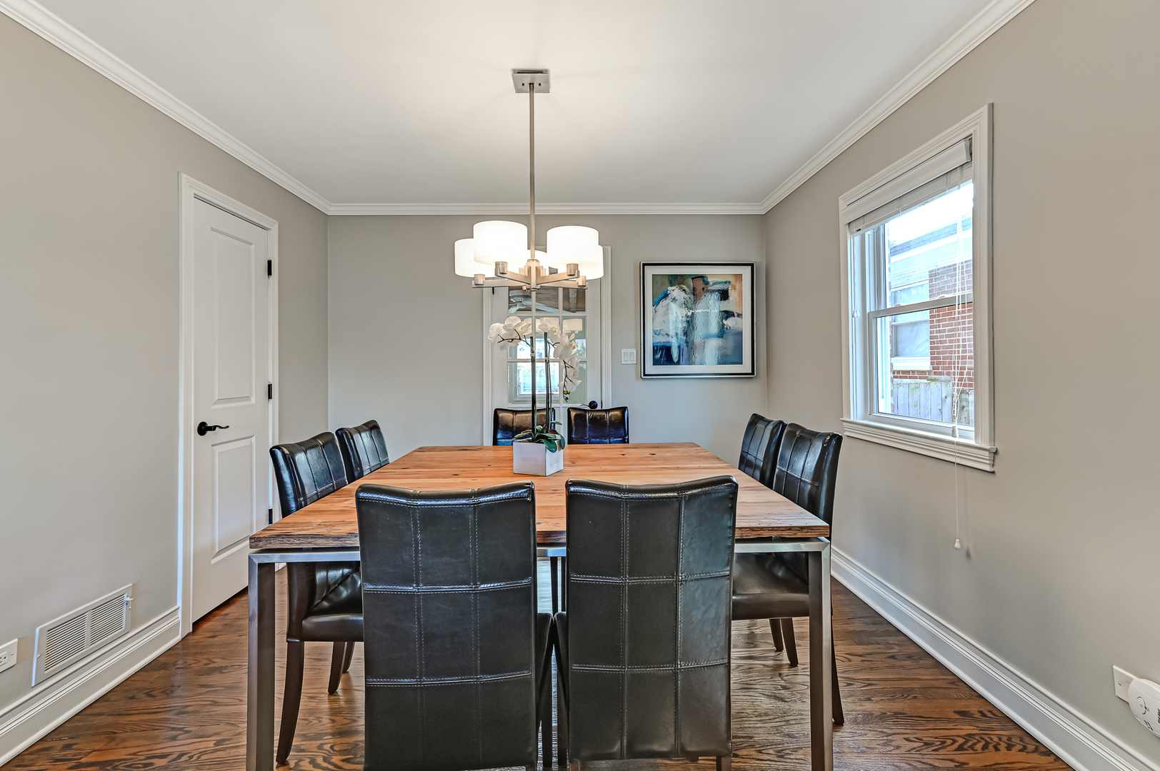 447 Ridge Avenue Clarendon Hills, IL 60514 - Photo 7 of 39 a view of a dining room with furniture window and wooden floor