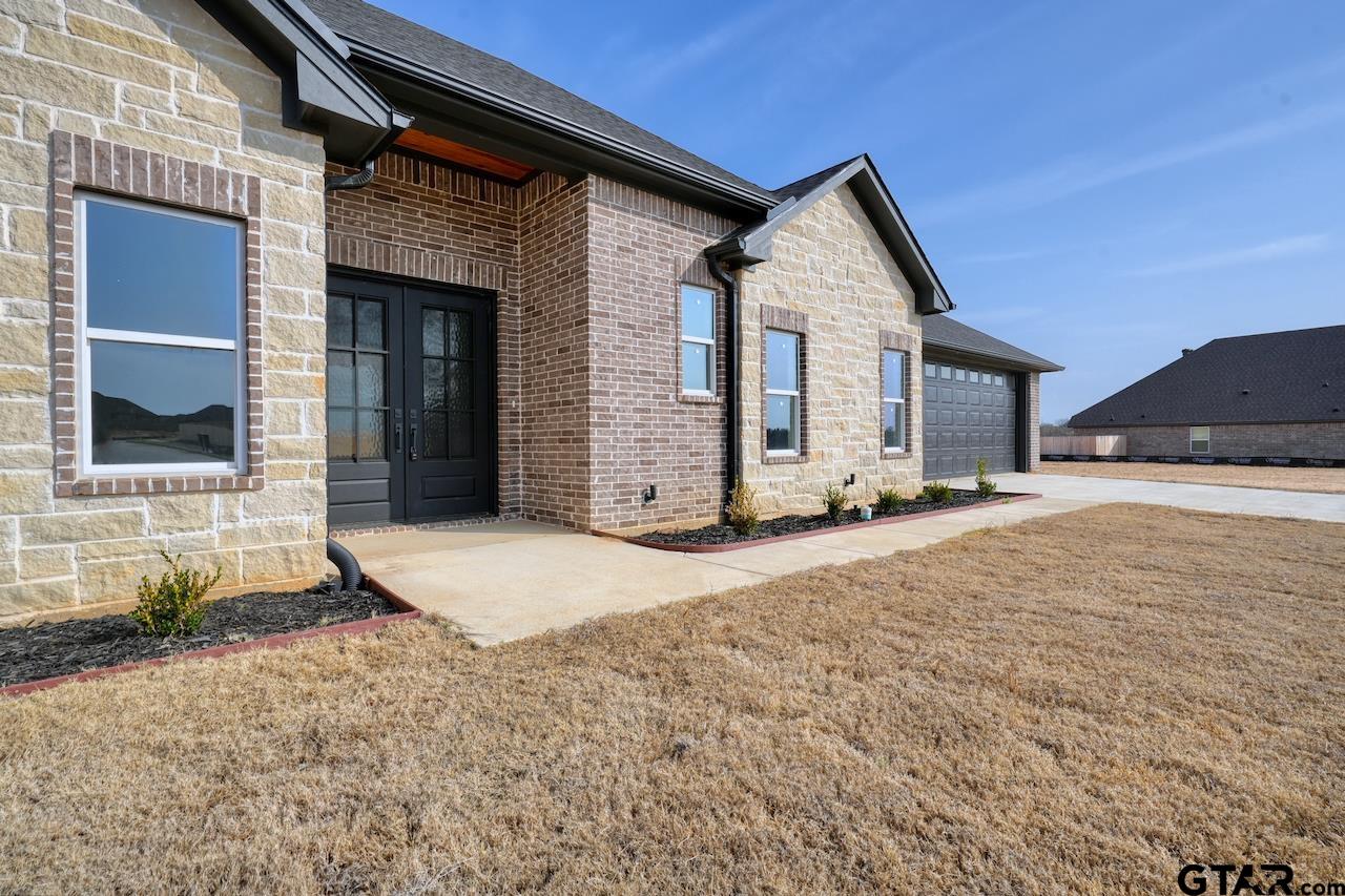636 Prince Lane Tyler, TX 75704 - Photo 2 of 38