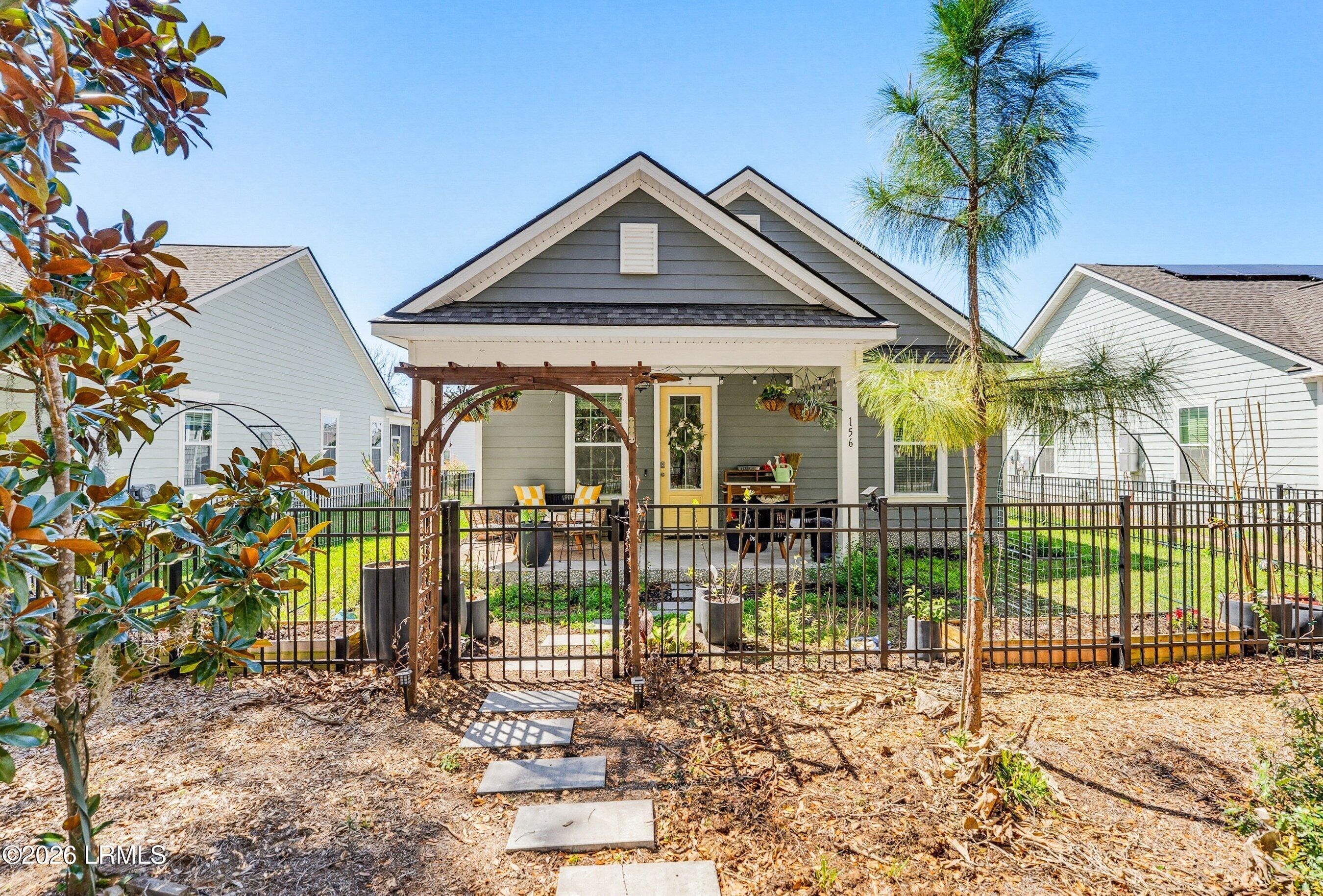 156 Baynard Road Beaufort, SC 29906 - Photo 1 of 31 DSC01078-6-1.jpg-SMALL