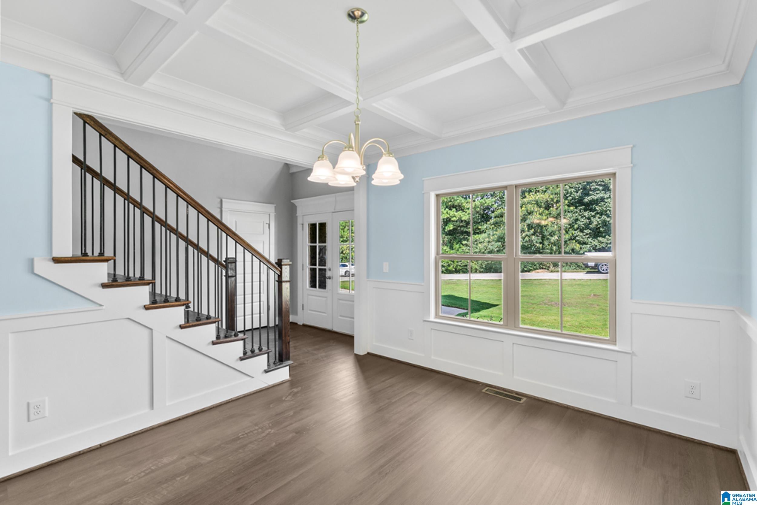 1077 Grande View Pass Alabaster, AL 35114 - Photo 3 of 58