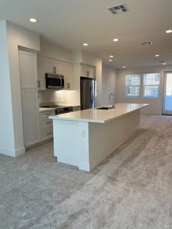 $3,600 | 426 Semillon Lane, Santa Rosa, CA 95403