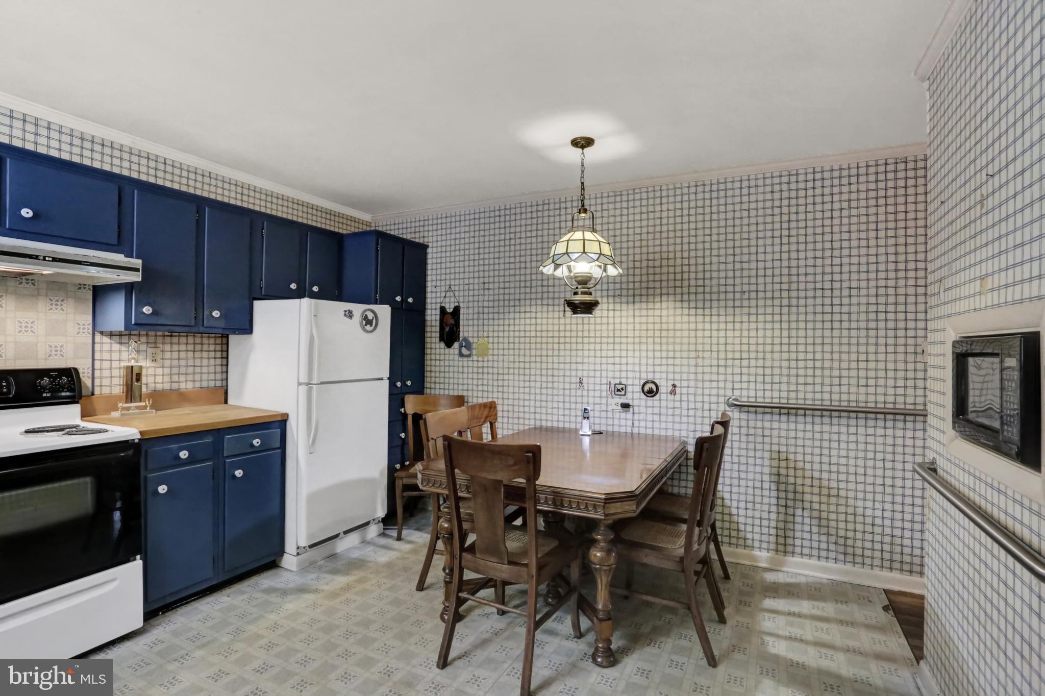4009 Back Road Halifax, PA 17032 - Photo 15 of 49 KITCHEN