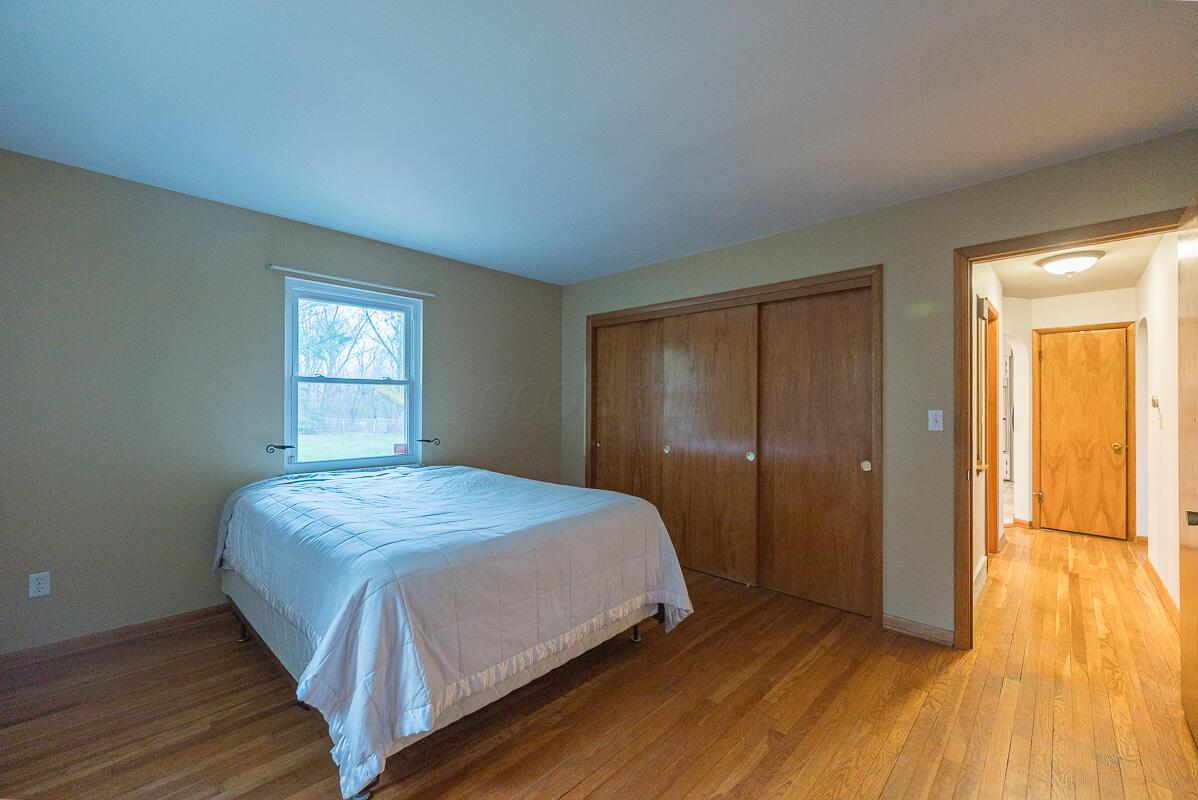 1830 Walker Road Hilliard, OH 43026 - Photo 25 of 59 1830 Walker - 24