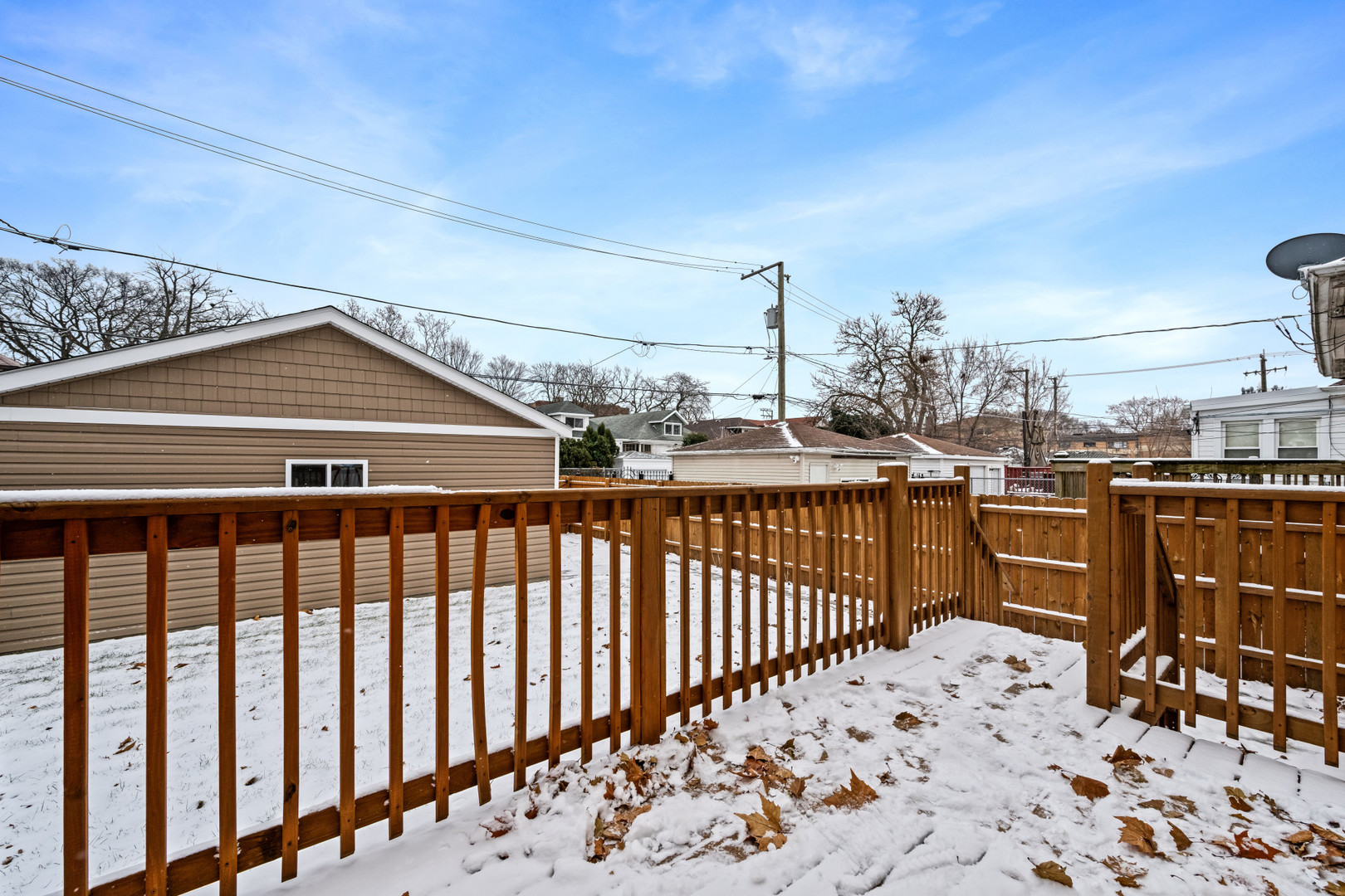 7827 South Merrill Avenue Chicago, IL 60649 - Photo 34 of 42 a view of a balcony