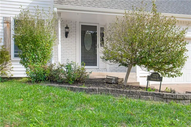 $365,000 | 1323 Amesbury Avenue, Liberty, MO 64068