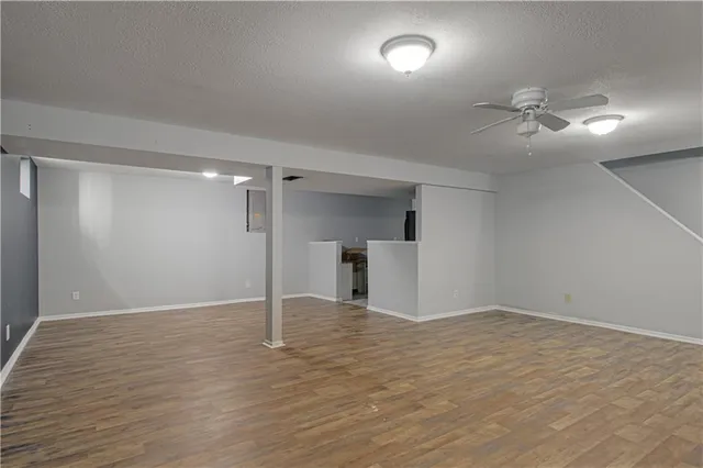 $365,000 | 1323 Amesbury Avenue, Liberty, MO 64068