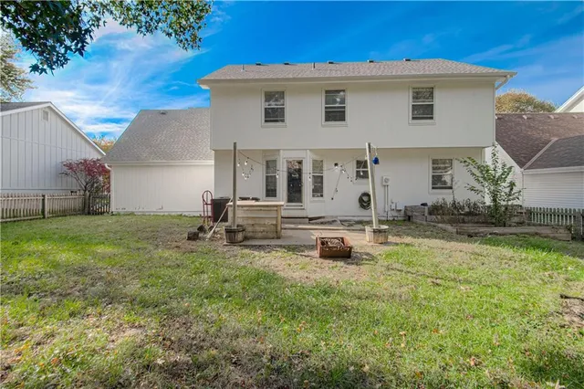 $365,000 | 1323 Amesbury Avenue, Liberty, MO 64068