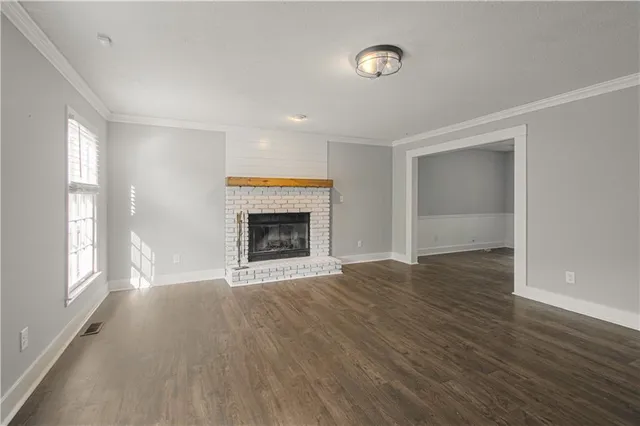 $365,000 | 1323 Amesbury Avenue, Liberty, MO 64068