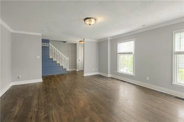 $365,000 | 1323 Amesbury Avenue, Liberty, MO 64068