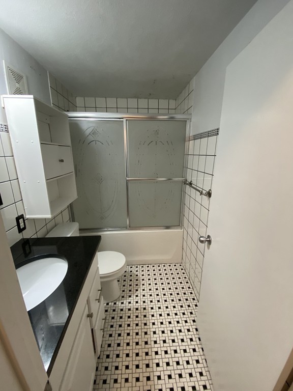 520 High Street, Unit 7 Clinton, MA 01510 - Photo 17 of 25