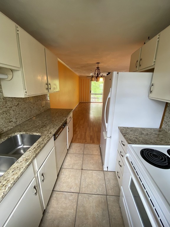 520 High Street, Unit 7 Clinton, MA 01510 - Photo 9 of 25