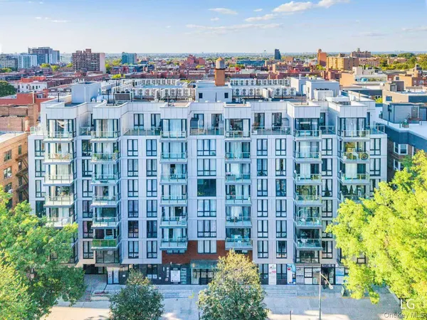 $515,000 | 144-27 Sanford Avenue, Unit 7B | Murray Hill - Flushing