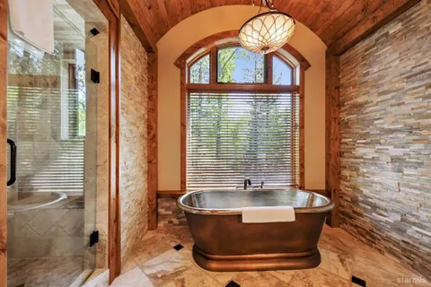 $3,850,000 | 3771 South Upper Truckee Road, South Lake Tahoe, CA 96150