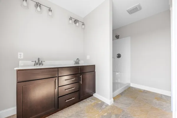 $679,000 | 106 Amberside Drive, Hermon, ME 04401