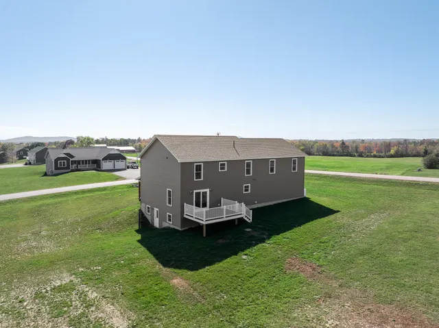 $679,000 | 106 Amberside Drive, Hermon, ME 04401