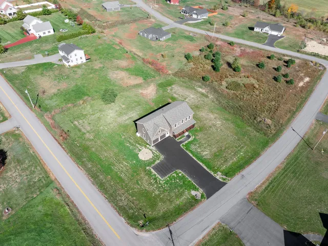 $679,000 | 106 Amberside Drive, Hermon, ME 04401