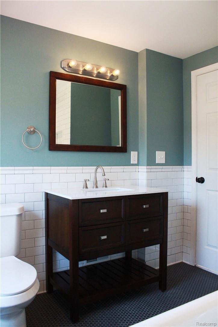 20235 Picadilly Road Detroit, MI 48221 - Photo 8 of 15 Bathroom Sink.jpg