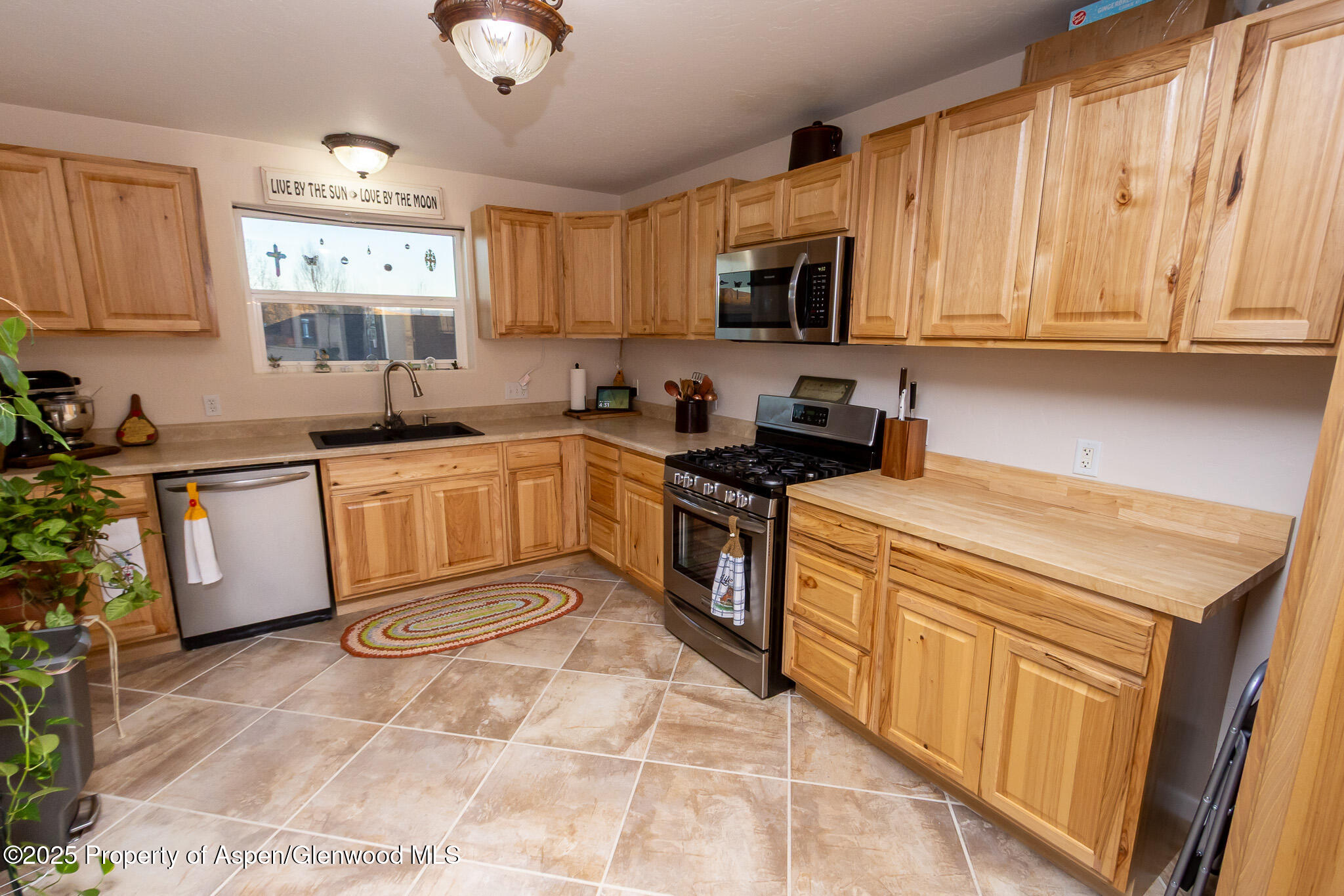 1394 Ridge Road Meeker, CO 81641 - Photo 6 of 39 531A2641