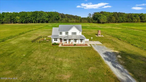 $799,999 | 2031 Devils Racetrack Road, Four Oaks, NC 27524