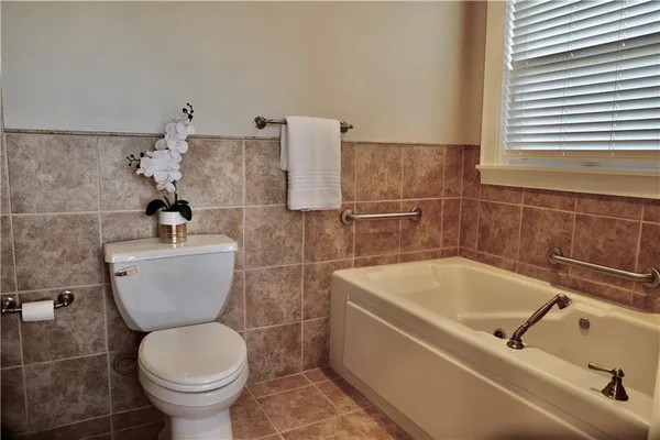 $1,850,000 | 801 West 56th Street, Kansas City, MO 64113