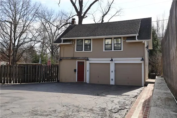 $1,850,000 | 801 West 56th Street, Kansas City, MO 64113