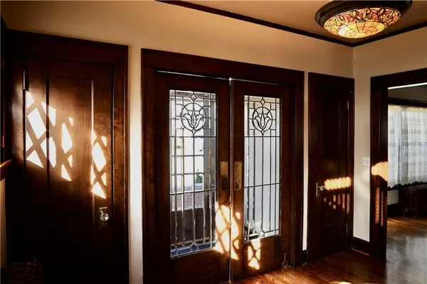 $1,850,000 | 801 West 56th Street, Kansas City, MO 64113