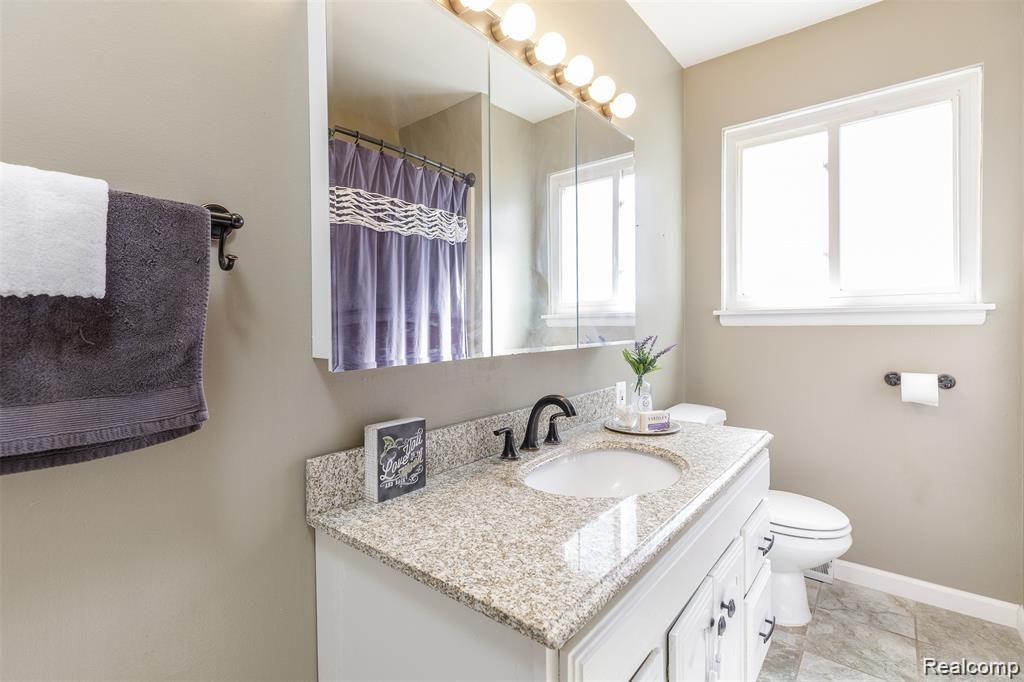 5433 Farm Road Waterford, MI 48327 - Photo 23 of 30 2022.03
