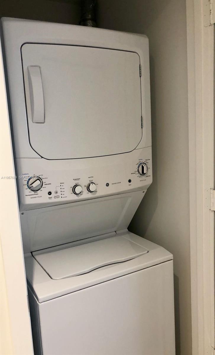 121 Northeast 34th Street, Unit 2704 Miami, FL 33137 - Photo 21 of 41