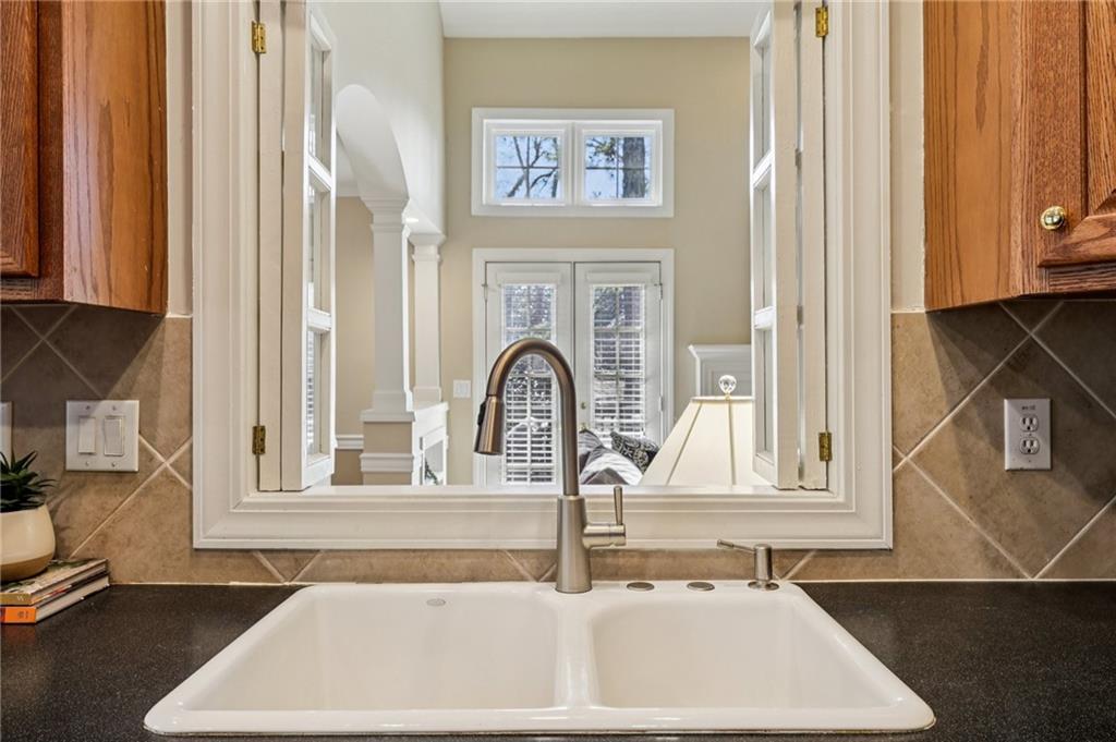 7790 Georgetown Chase Roswell, GA 30075 - Photo 18 of 50