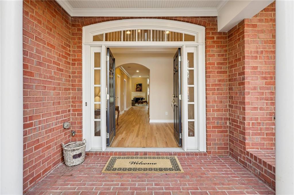 7790 Georgetown Chase Roswell, GA 30075 - Photo 6 of 50