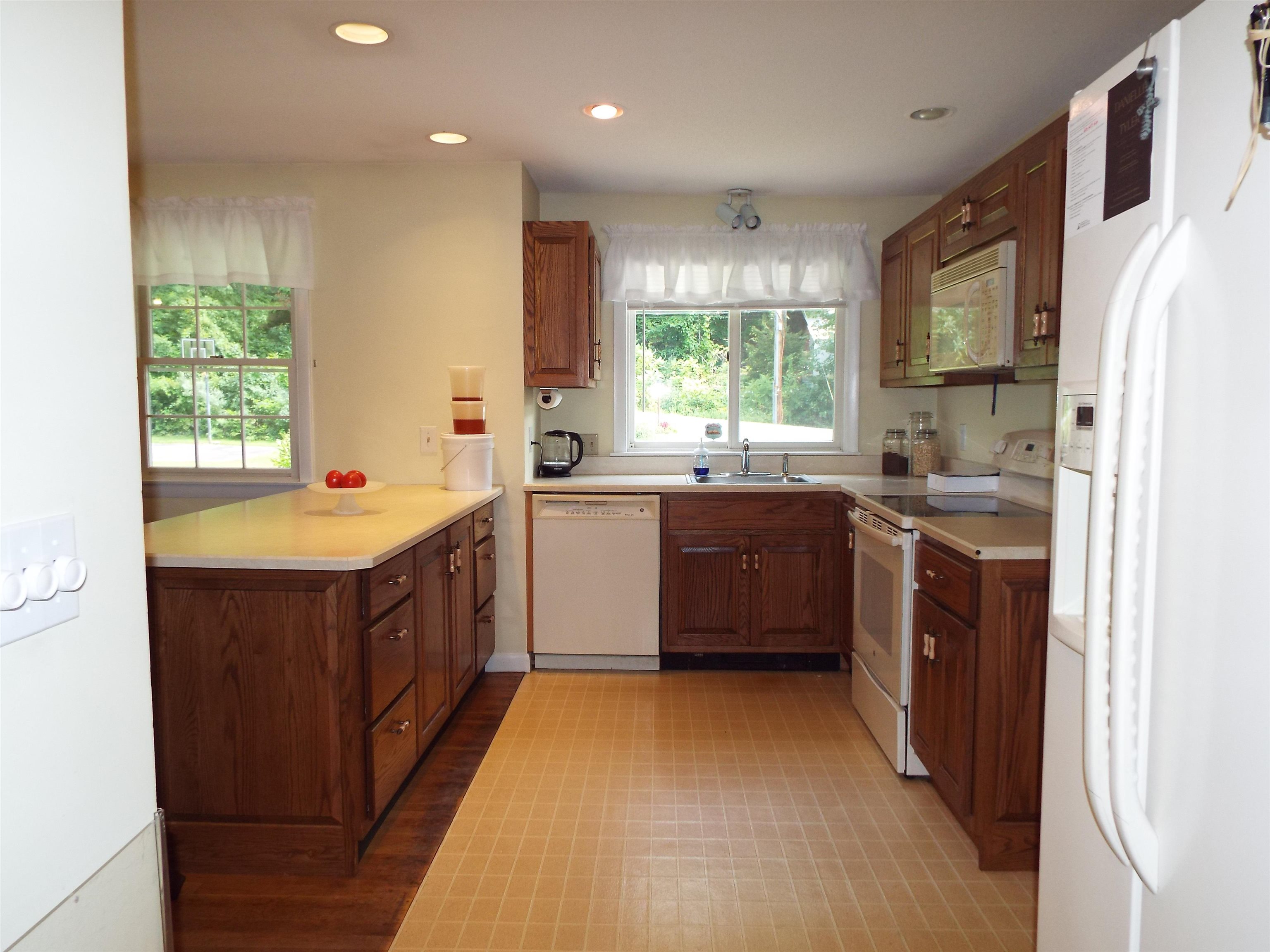35 Stevens Road Charlestown, NH 03603 - Photo 6 of 40 Gallery Image 6
