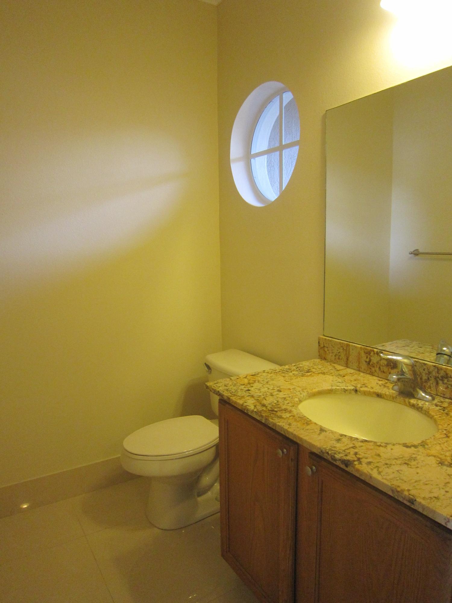 2164 Oakmont Drive Riviera Beach, FL 33404 - Photo 15 of 29 026