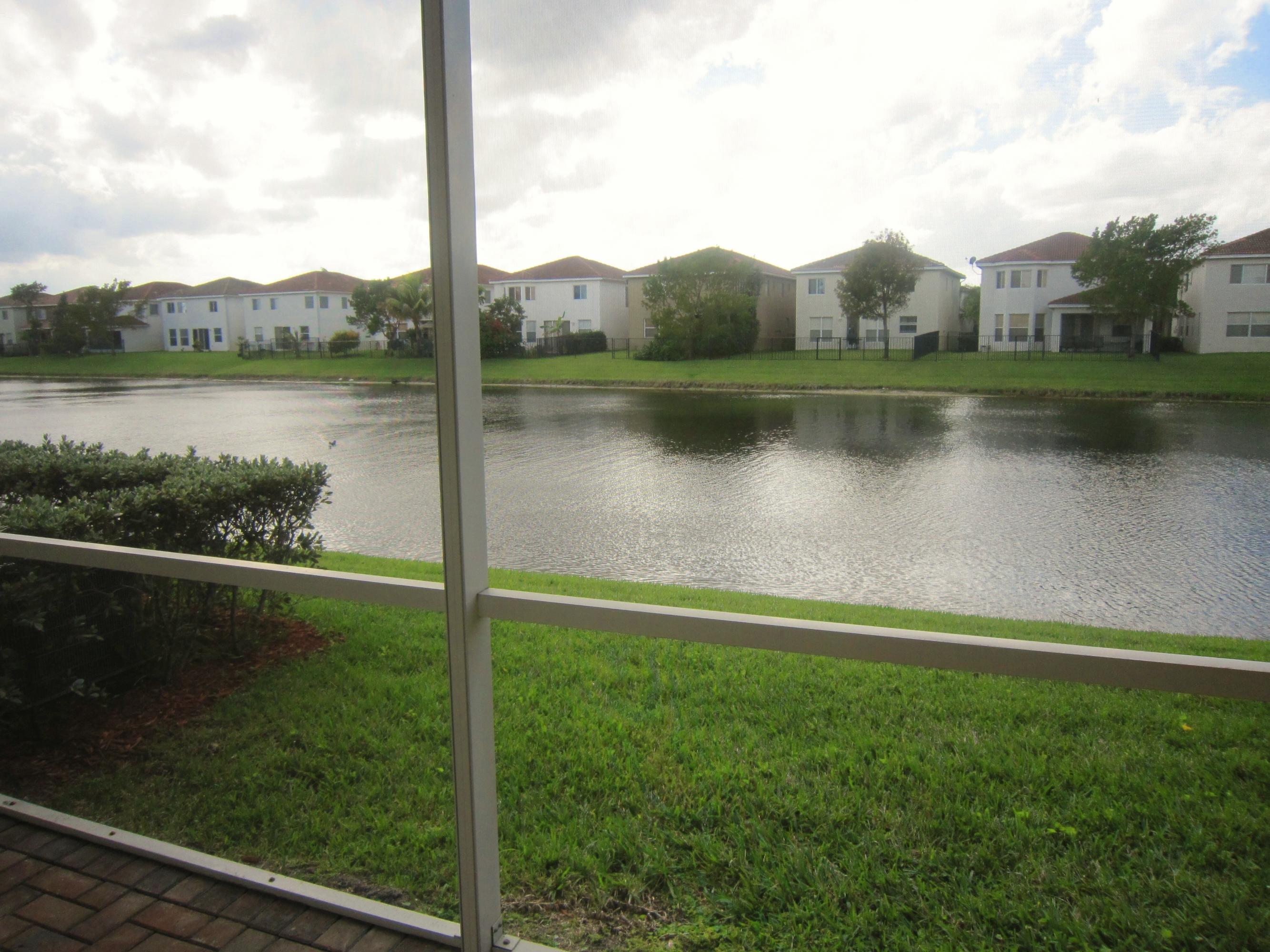 2164 Oakmont Drive Riviera Beach, FL 33404 - Photo 29 of 29 018