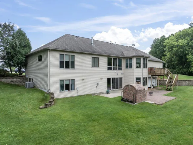 $979,900 | 1057 Ridge Crest Lane Northwest, Rochester, MN 55901
