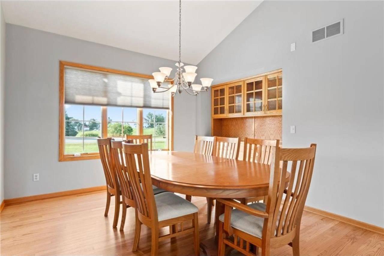 1057 Ridge Crest Lane Northwest Rochester, MN 55901 - Photo 18 of 105