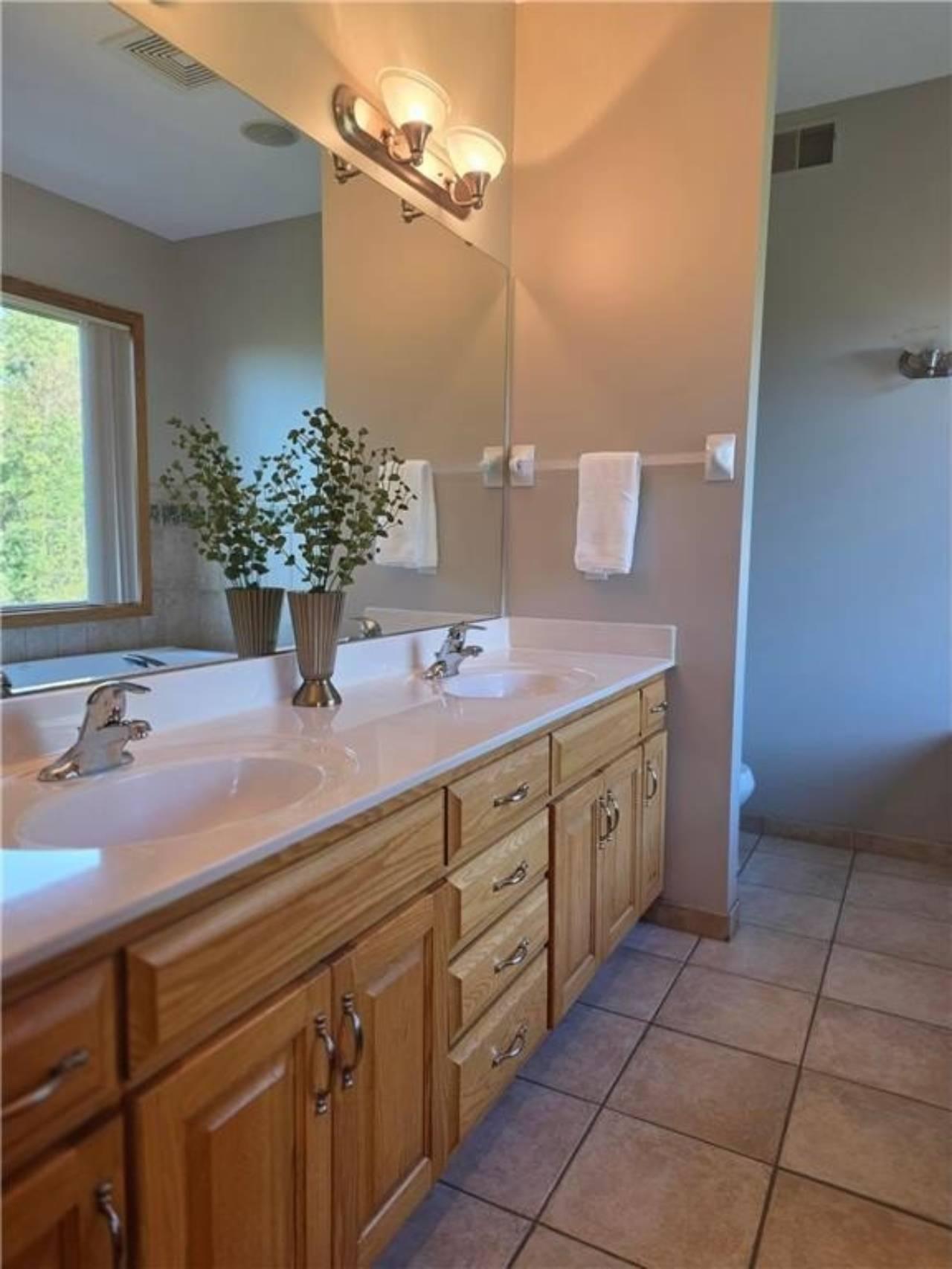 1057 Ridge Crest Lane Northwest Rochester, MN 55901 - Photo 27 of 105