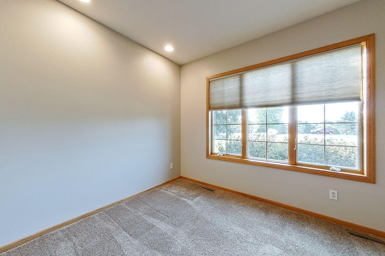 1057 Ridge Crest Lane Northwest Rochester, MN 55901 - Photo 39 of 105