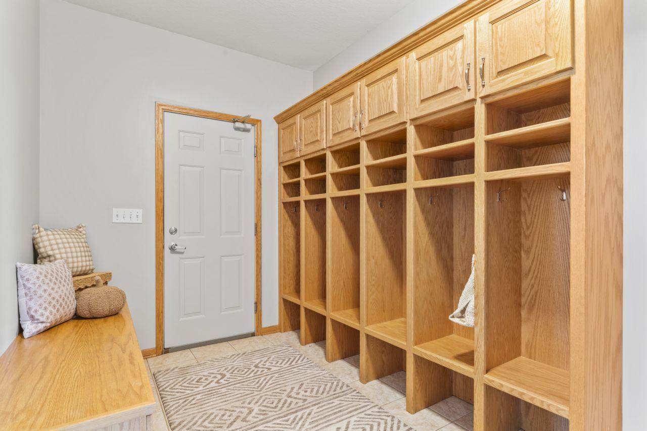 1057 Ridge Crest Lane Northwest Rochester, MN 55901 - Photo 72 of 105