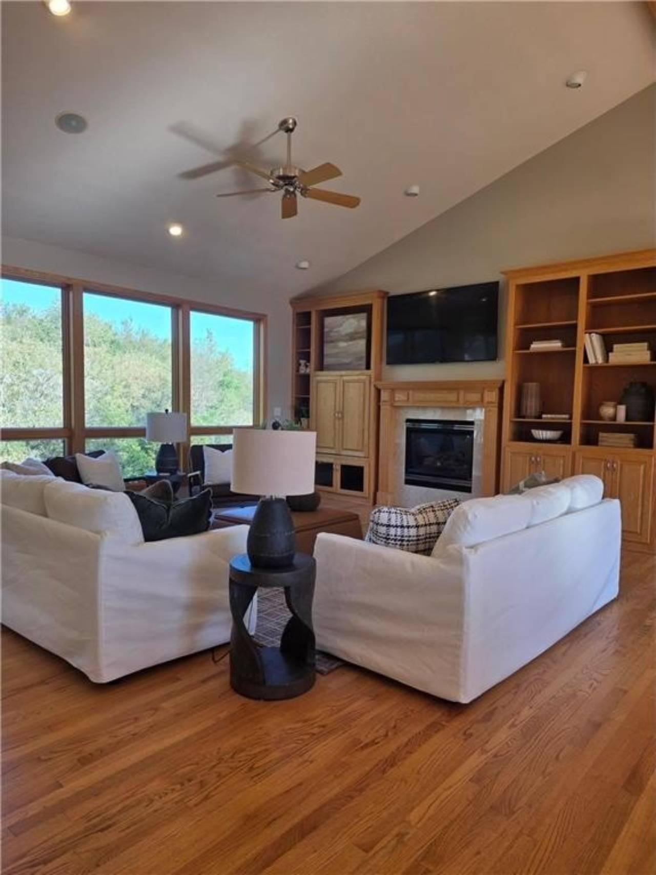 1057 Ridge Crest Lane Northwest Rochester, MN 55901 - Photo 8 of 105