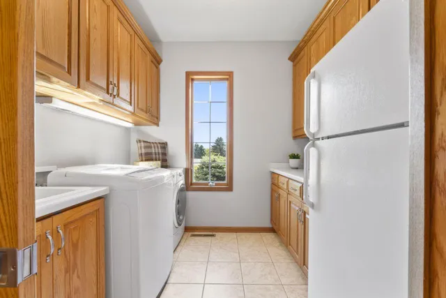 $979,900 | 1057 Ridge Crest Lane Northwest, Rochester, MN 55901