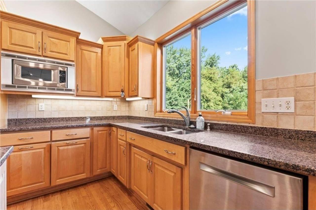 1057 Ridge Crest Lane Northwest Rochester, MN 55901 - Photo 10 of 105