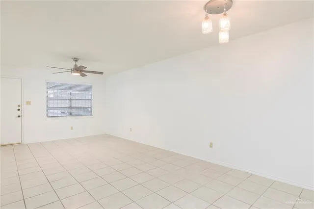$950 | 600 Toronto Avenue, Unit 14, McAllen, TX 78503