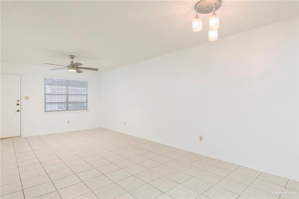 600 Toronto Avenue, Unit 14 McAllen, TX 78503 - Photo 2 of 14