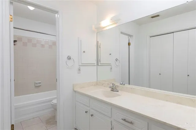 $950 | 600 Toronto Avenue, Unit 14, McAllen, TX 78503