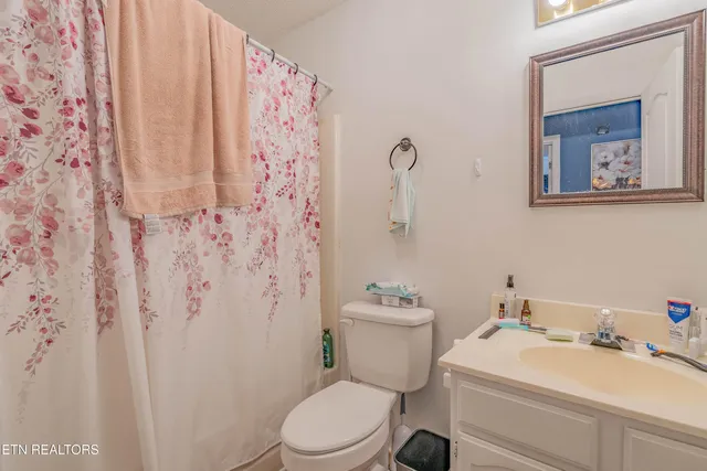 $220,000 | 159 Little Creek Lane, La Follette, TN 37766