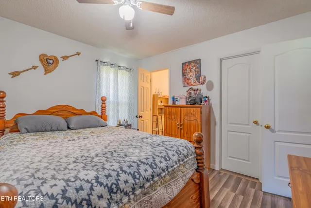 $220,000 | 159 Little Creek Lane, La Follette, TN 37766