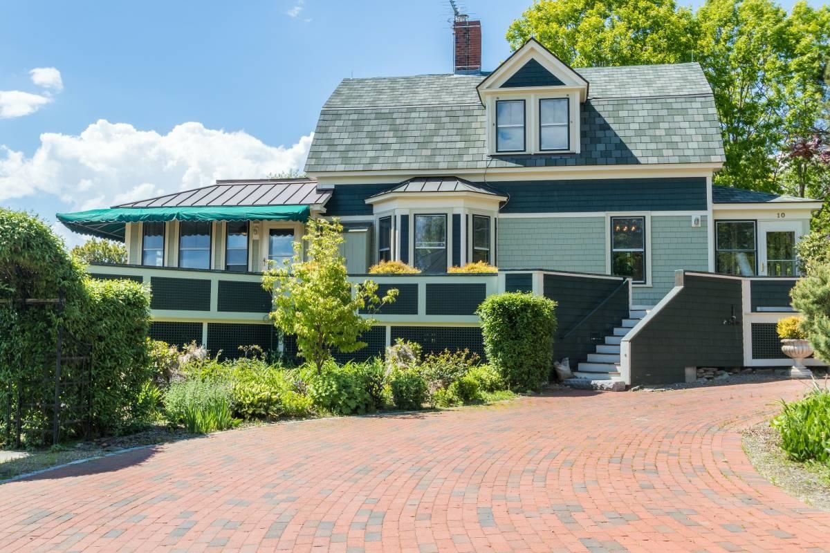 10 Sea Road North Hampton, NH 03862 - Photo 1 of 17